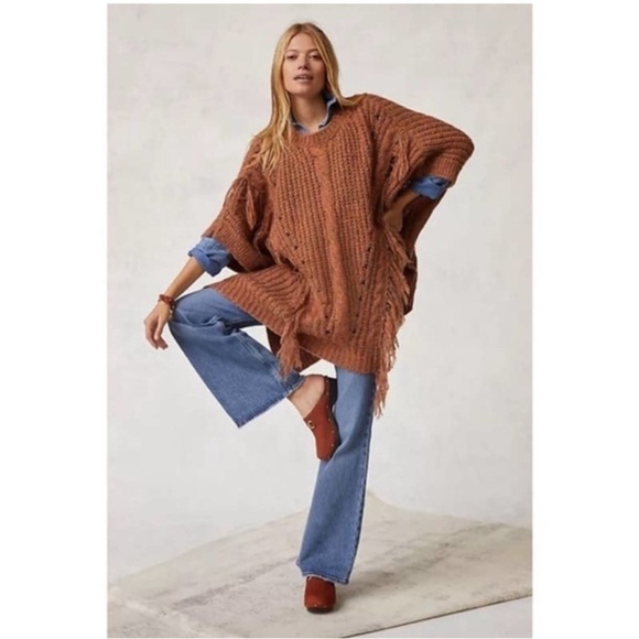 Anthropologie Knit Boho Fringe Poncho - Picture 3 of 10